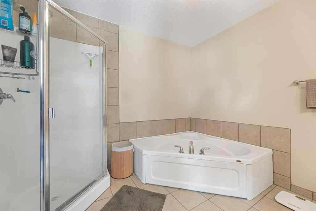 MLS® A2257626 - 651 Killarney Glen Court SW in Killarney/Glengarry Calgary, Residential