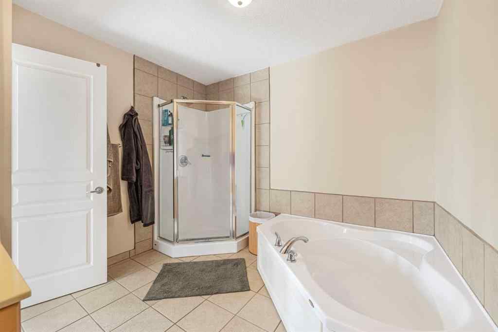 MLS® A2257626 - 651 Killarney Glen Court SW in Killarney/Glengarry Calgary, Residential