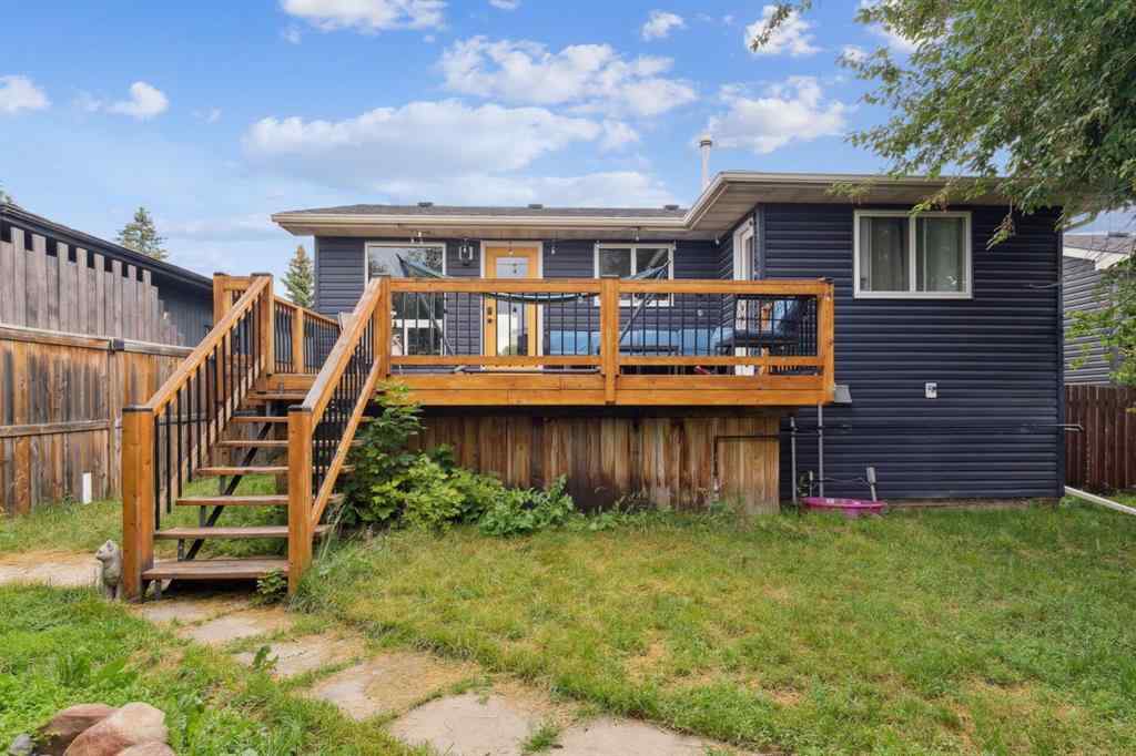 MLS® A2257632 - 147 Falchurch Crescent NE in Falconridge Calgary, Residential