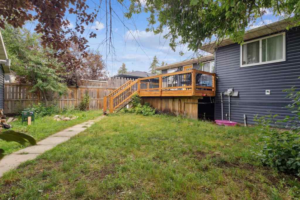 MLS® A2257632 - 147 Falchurch Crescent NE in Falconridge Calgary, Residential