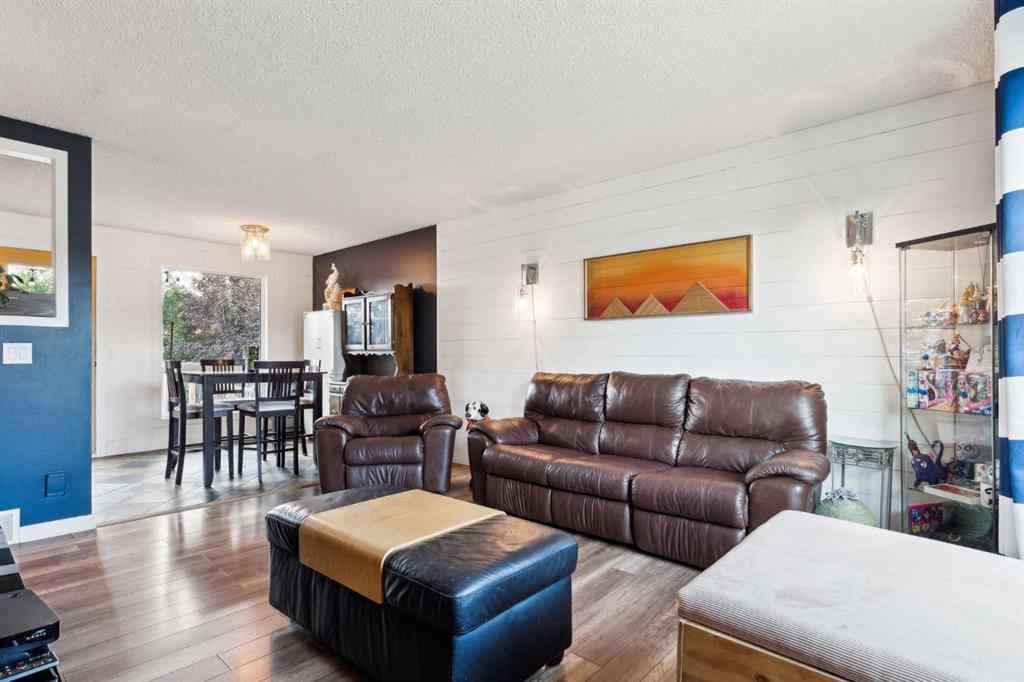 MLS® A2257632 - 147 Falchurch Crescent NE in Falconridge Calgary, Residential