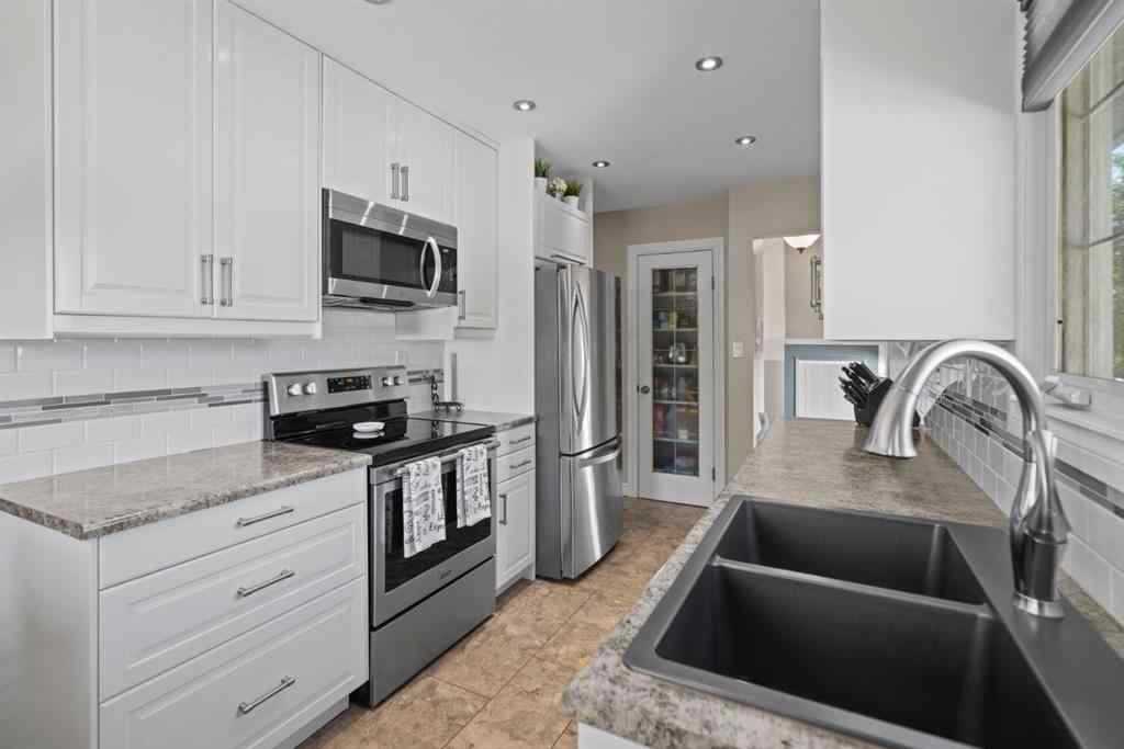 MLS® A2257635 - 4108 62 Street  in Marler Camrose, Residential