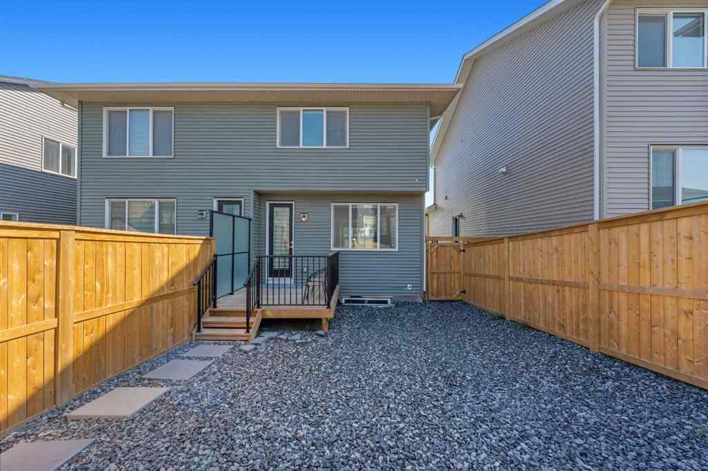MLS® A2257638 - 21 Edith Gate NW in Glacier Ridge Calgary, Residential