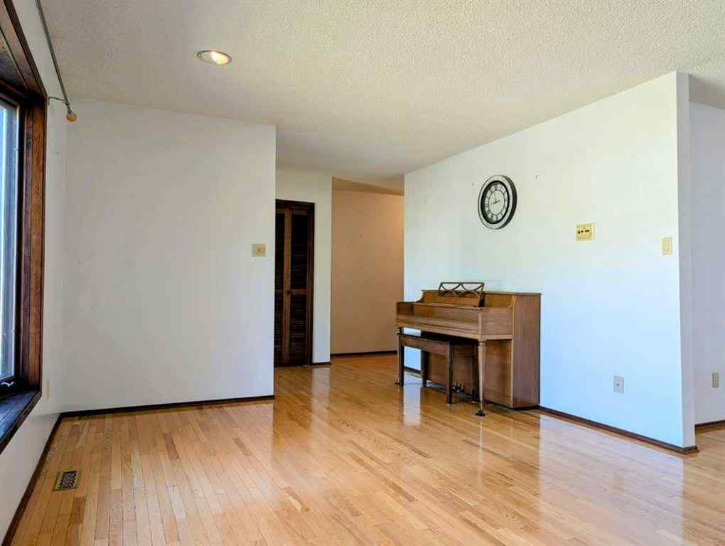 MLS® A2257639 - 509 13 Avenue SE in NONE Slave Lake, Residential