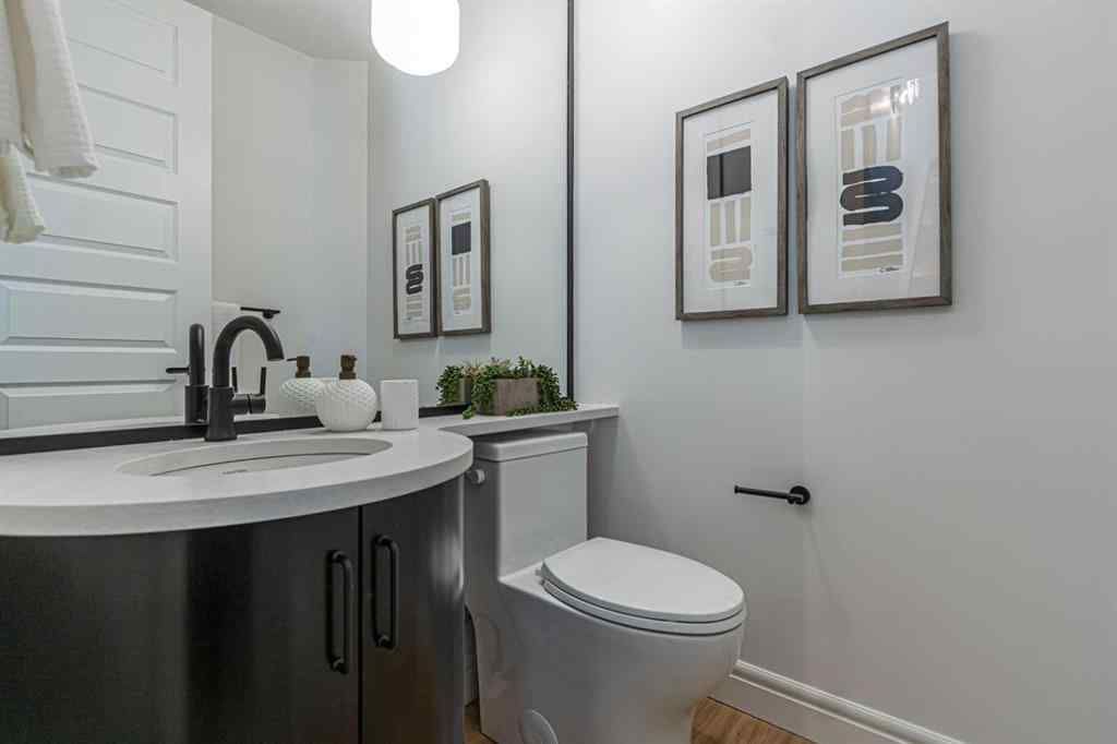 MLS® A2257644 - 1938 50 Avenue SW in Altadore Calgary, Residential