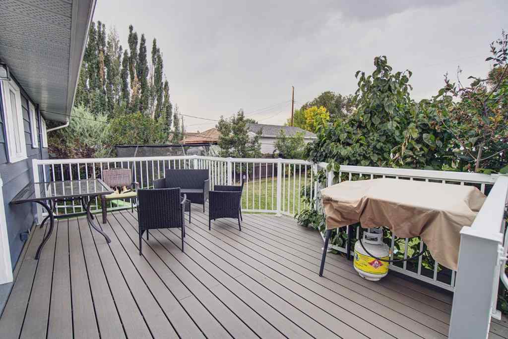 MLS® A2257649 - 658 50A Avenue W in NONE Claresholm, Residential