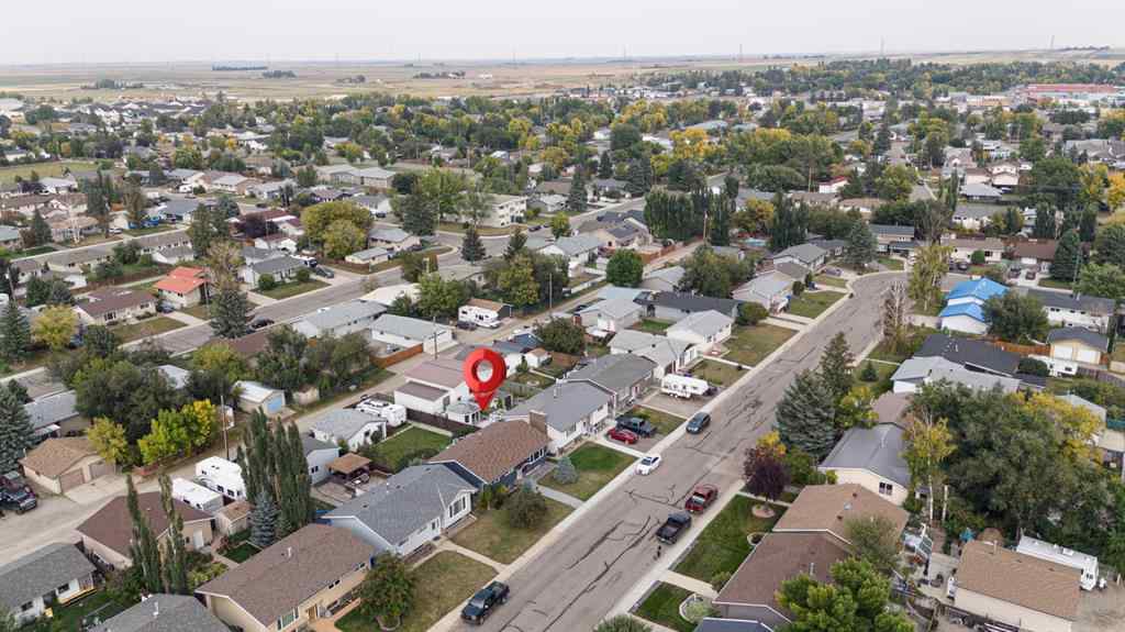 MLS® A2257649 - 658 50A Avenue W in NONE Claresholm, Residential