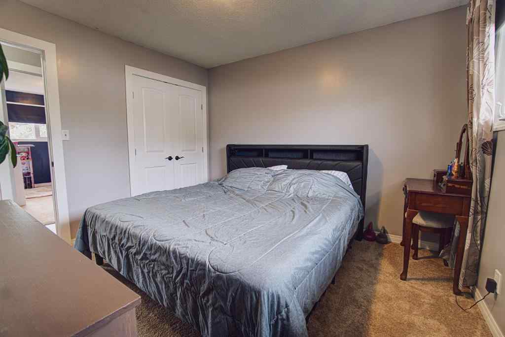 MLS® A2257649 - 658 50A Avenue W in NONE Claresholm, Residential
