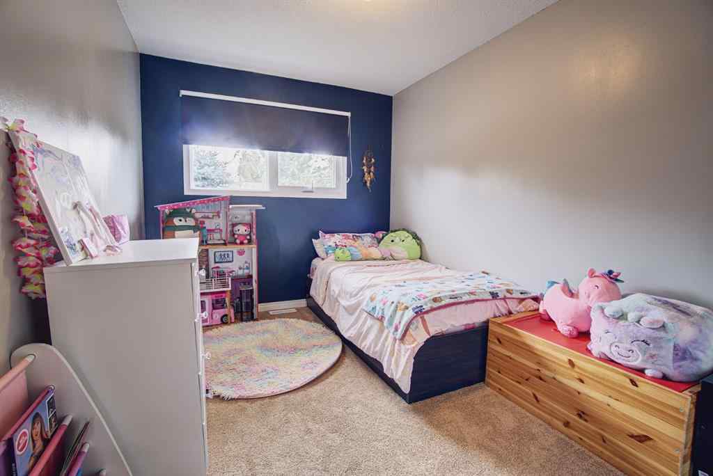 MLS® A2257649 - 658 50A Avenue W in NONE Claresholm, Residential