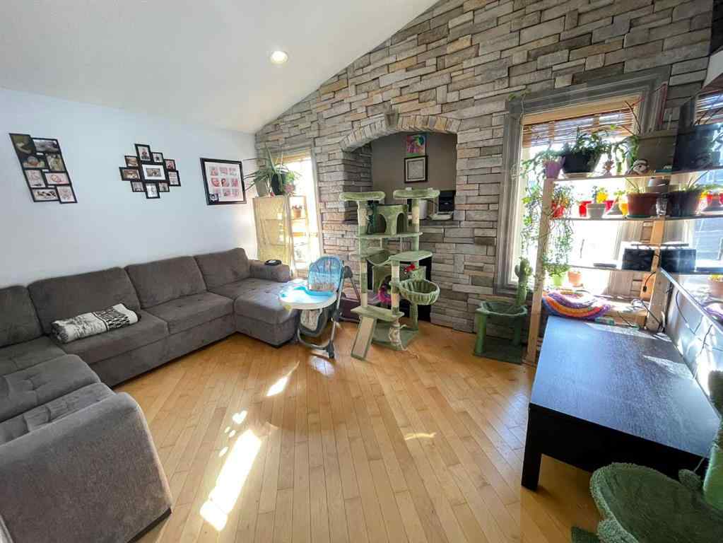 MLS® A2257651 - 122 Muldoon Crescent  in Eaton Hinton, Residential