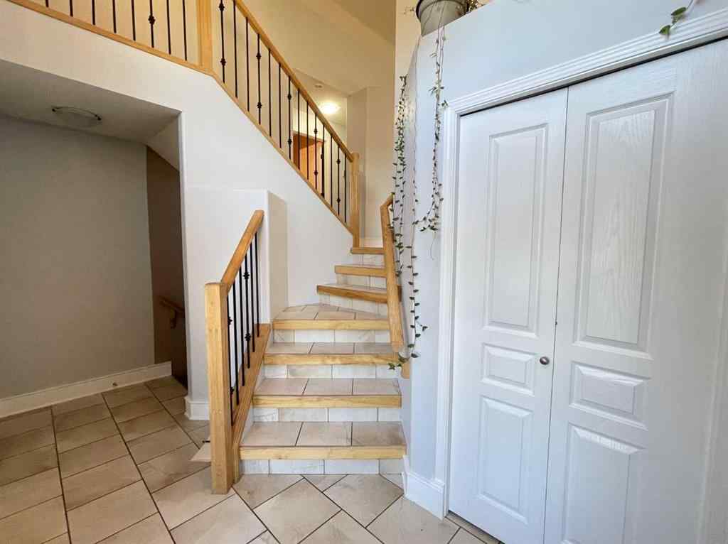 MLS® A2257651 - 122 Muldoon Crescent  in Eaton Hinton, Residential