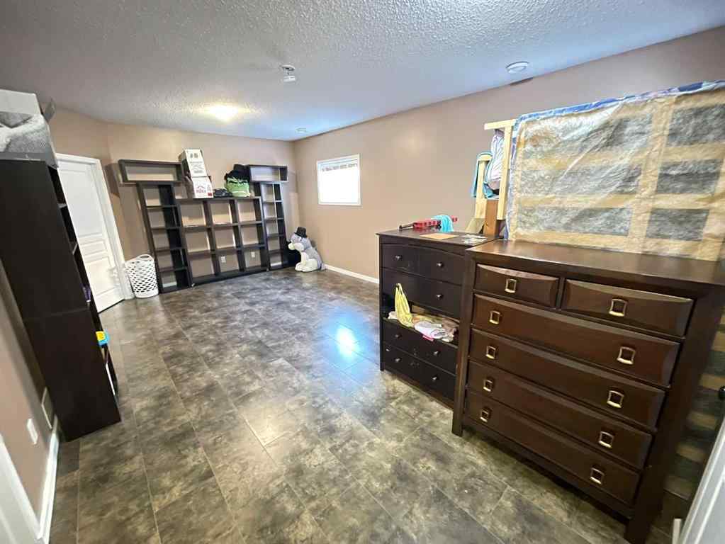 MLS® A2257651 - 122 Muldoon Crescent  in Eaton Hinton, Residential