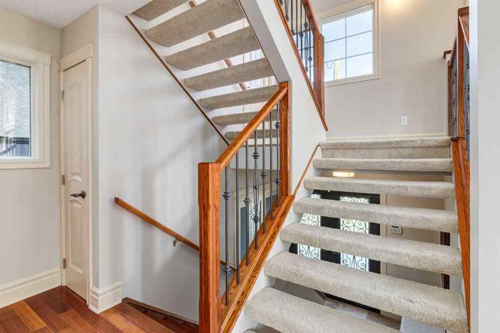 MLS® A2257654 - 1235 16a Street NW in Hounsfield Heights/Briar Hill Calgary, Residential