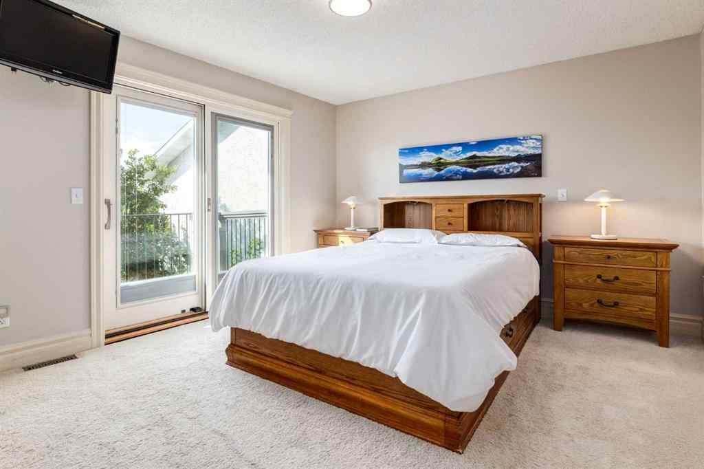 MLS® A2257654 - 1235 16a Street NW in Hounsfield Heights/Briar Hill Calgary, Residential
