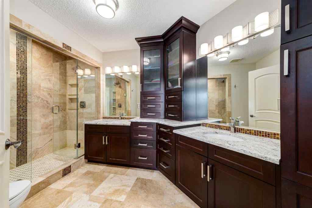 MLS® A2257654 - 1235 16a Street NW in Hounsfield Heights/Briar Hill Calgary, Residential