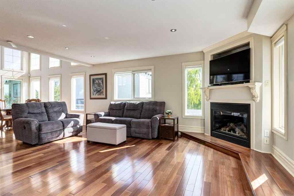 MLS® A2257654 - 1235 16a Street NW in Hounsfield Heights/Briar Hill Calgary, Residential