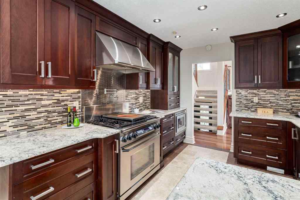 MLS® A2257654 - 1235 16a Street NW in Hounsfield Heights/Briar Hill Calgary, Residential