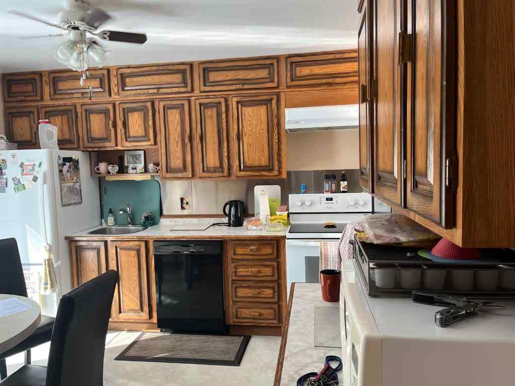 MLS® A2257656 - 5505 50 Street  in West Lloydminster Lloydminster, Residential