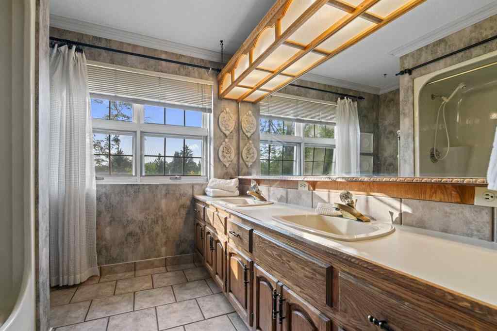 MLS® A2257657 - 5813 38 Avenue Close  in Century Meadows Camrose, Residential