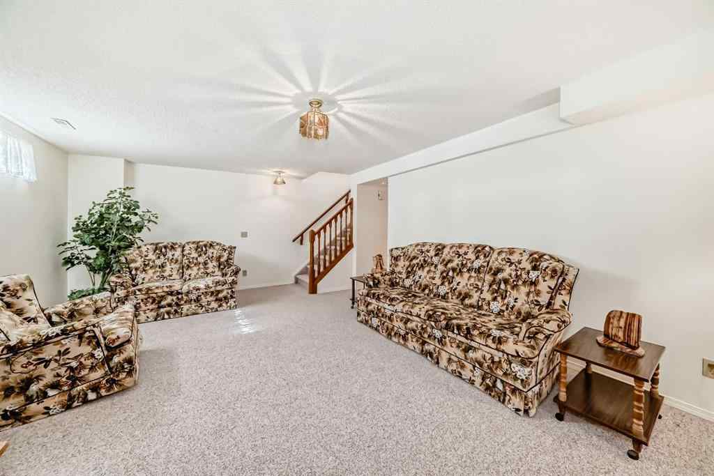 MLS® A2257658 - 44 Hawkside Park NW in Hawkwood Calgary, Residential