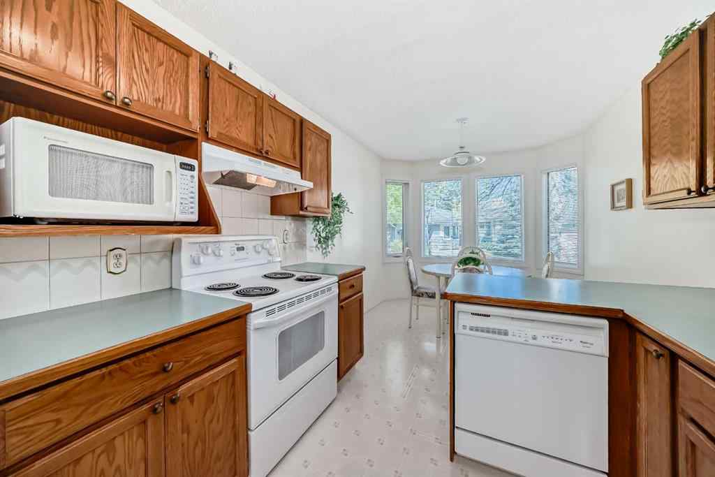 MLS® A2257658 - 44 Hawkside Park NW in Hawkwood Calgary, Residential