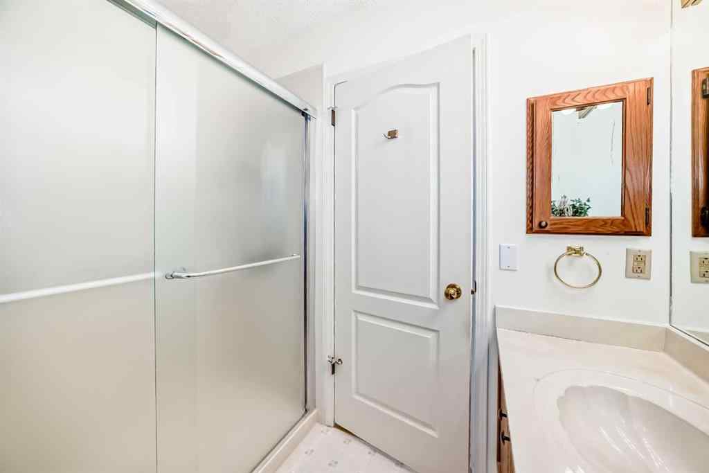 MLS® A2257658 - 44 Hawkside Park NW in Hawkwood Calgary, Residential