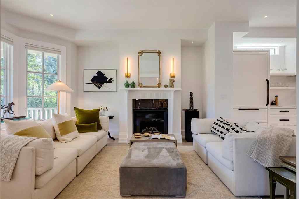 MLS® A2257661 - 1927 12 Street SW in Upper Mount Royal Calgary, Residential