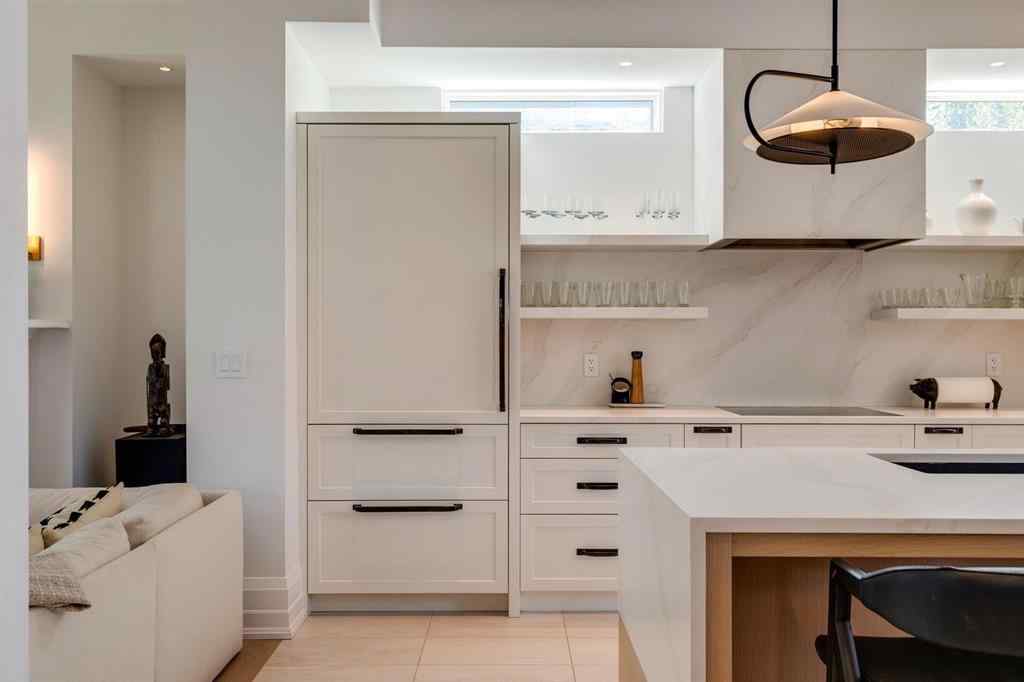 MLS® A2257661 - 1927 12 Street SW in Upper Mount Royal Calgary, Residential