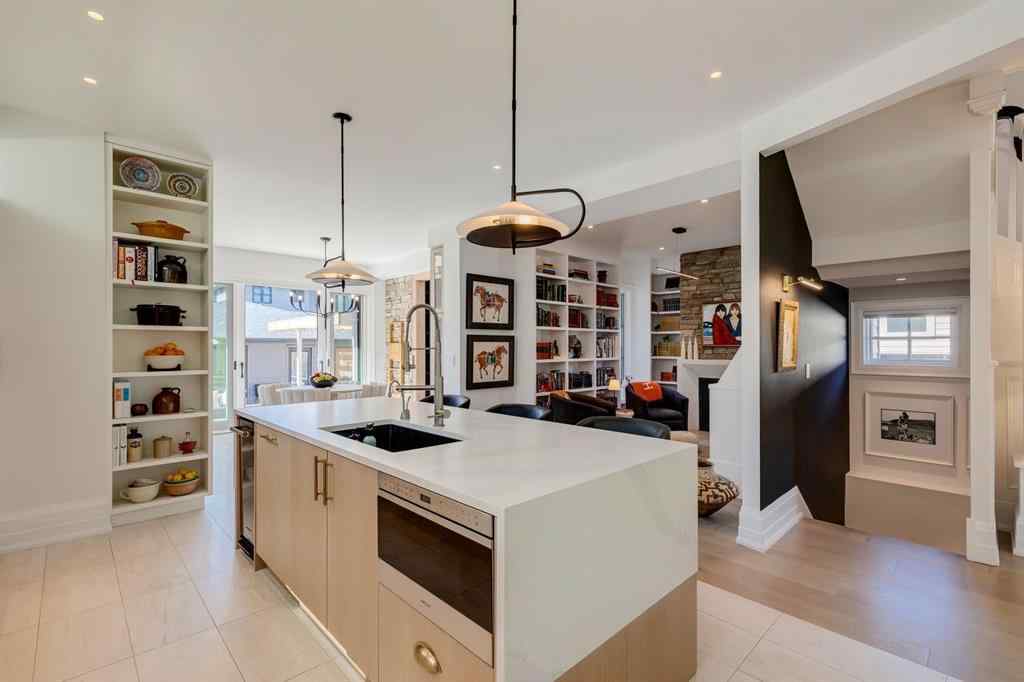 MLS® A2257661 - 1927 12 Street SW in Upper Mount Royal Calgary, Residential