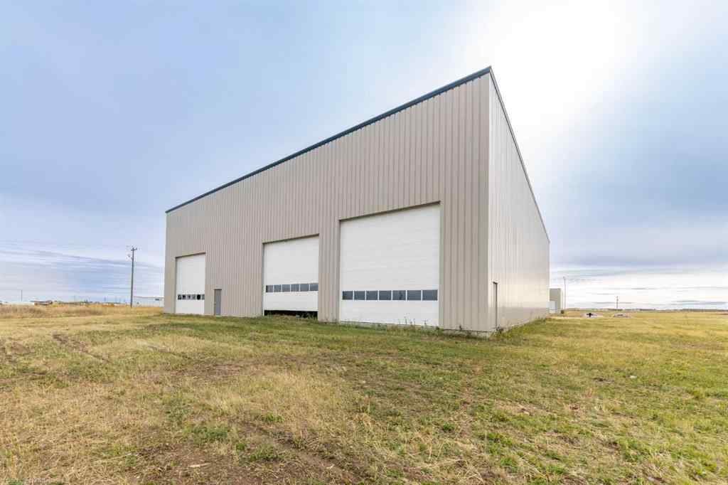 MLS® A2257672 - 6710 66 Street  in Hill Industrial Lloydminster, Commercial