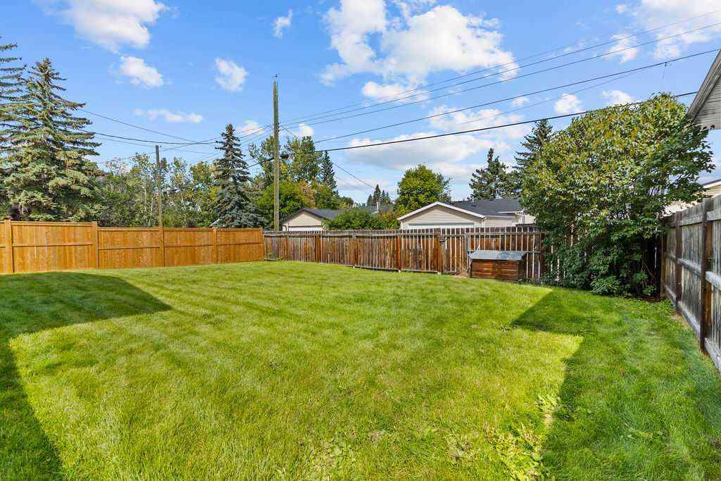 MLS® A2257673 - 1212 Lake Sylvan Drive  in Bonavista Downs Calgary, Residential