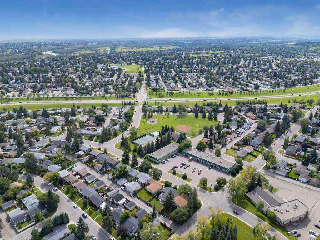 MLS® A2257673 - 1212 Lake Sylvan Drive  in Bonavista Downs Calgary, Residential