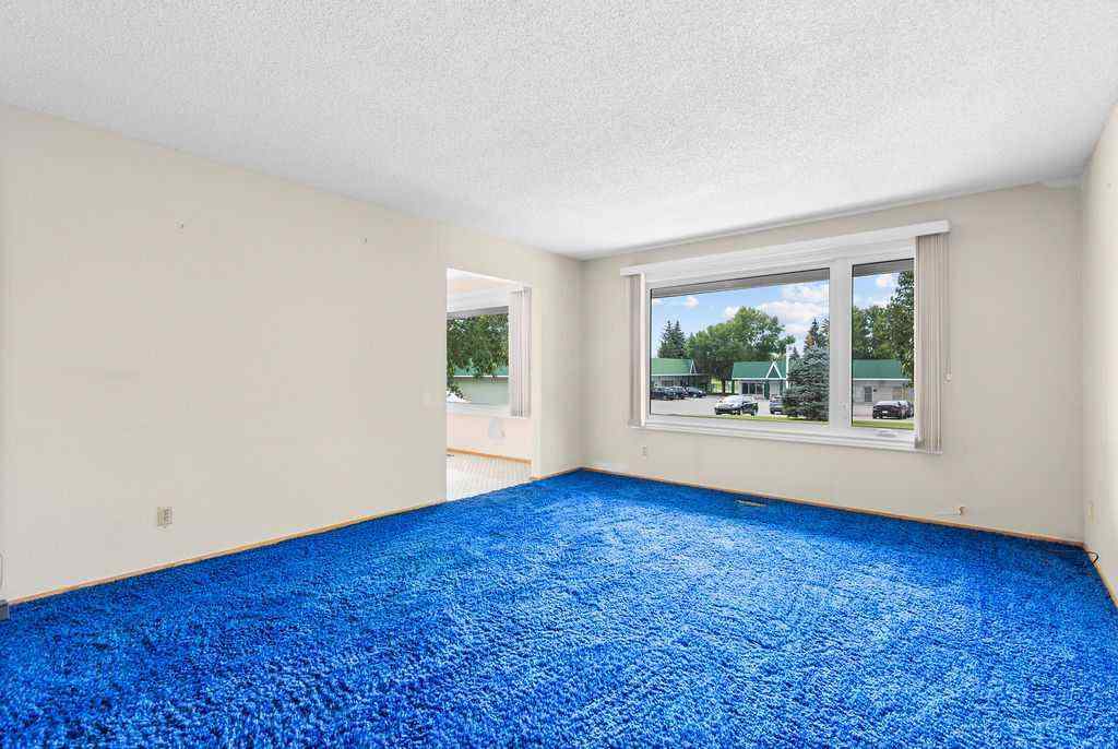 MLS® A2257673 - 1212 Lake Sylvan Drive  in Bonavista Downs Calgary, Residential