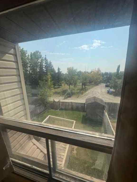 MLS® A2257677 - 8007 Ranchview Drive NW in Ranchlands Calgary, Residential