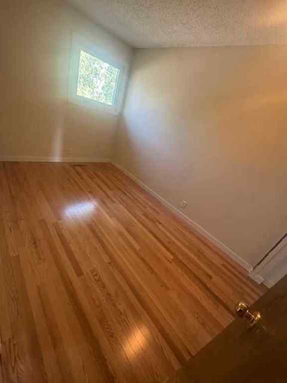 MLS® A2257677 - 8007 Ranchview Drive NW in Ranchlands Calgary, Residential