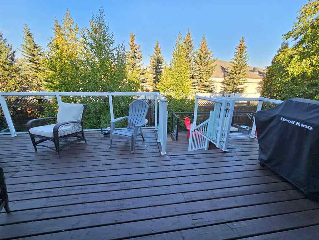 MLS® A2257679 - 9622 65 Avenue  in Country Club Estates Grande Prairie, Residential