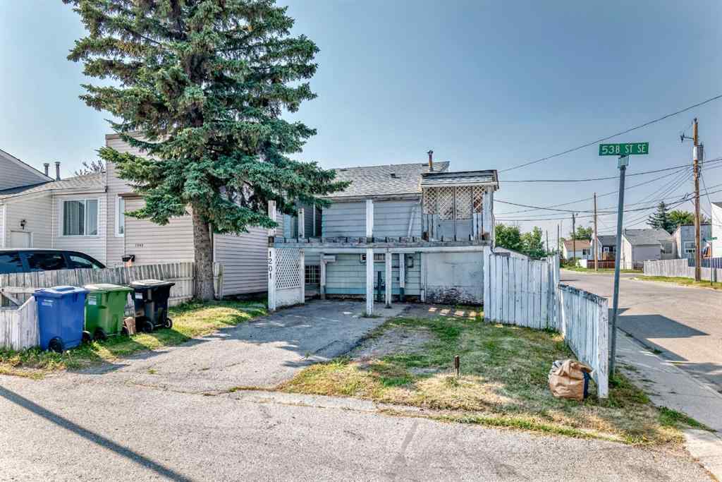 MLS® A2257682 - 1201 53B Street SE in Penbrooke Meadows Calgary, Residential