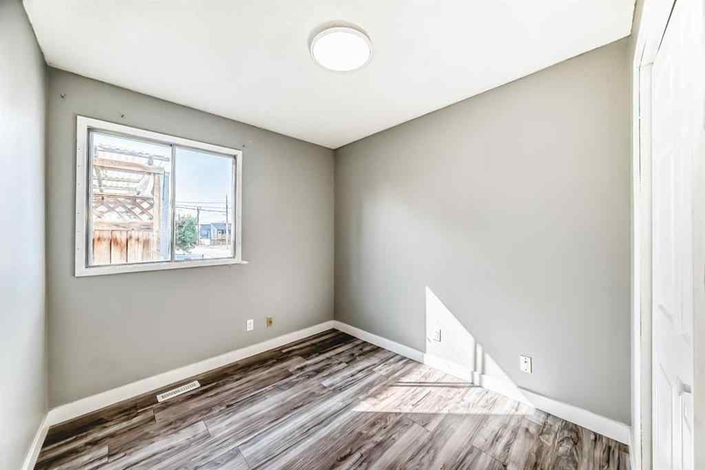 MLS® A2257682 - 1201 53B Street SE in Penbrooke Meadows Calgary, Residential