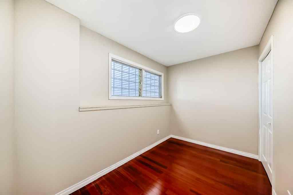 MLS® A2257682 - 1201 53B Street SE in Penbrooke Meadows Calgary, Residential