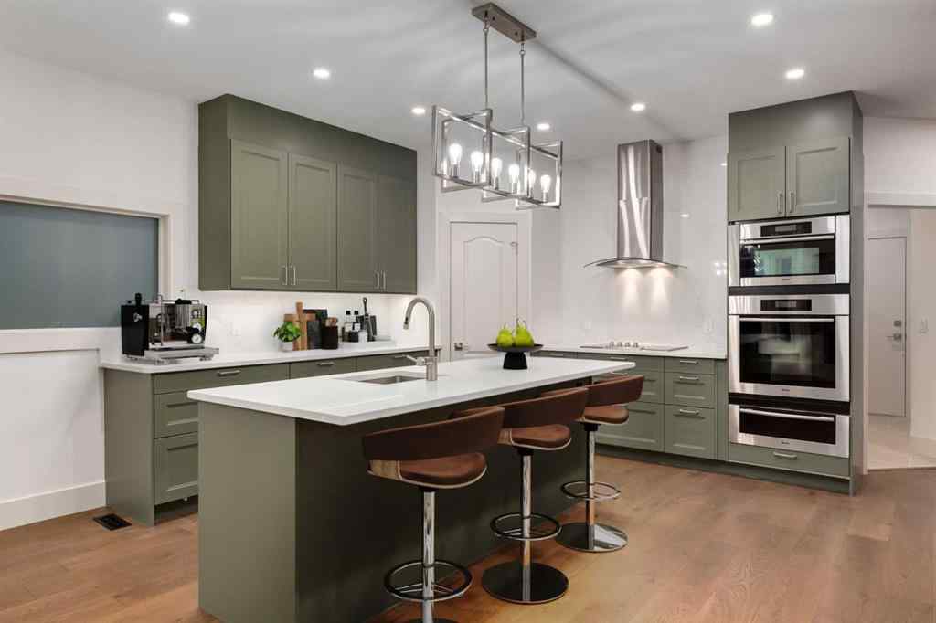 MLS® A2257690 - 2964 Signal Hill Drive SW in Signal Hill Calgary, Residential