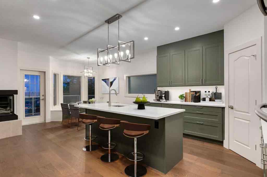 MLS® A2257690 - 2964 Signal Hill Drive SW in Signal Hill Calgary, Residential