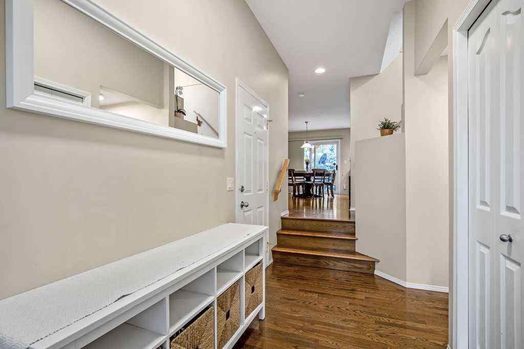MLS® A2257695 - 500 Cougar Ridge Drive SW in Cougar Ridge Calgary, Residential