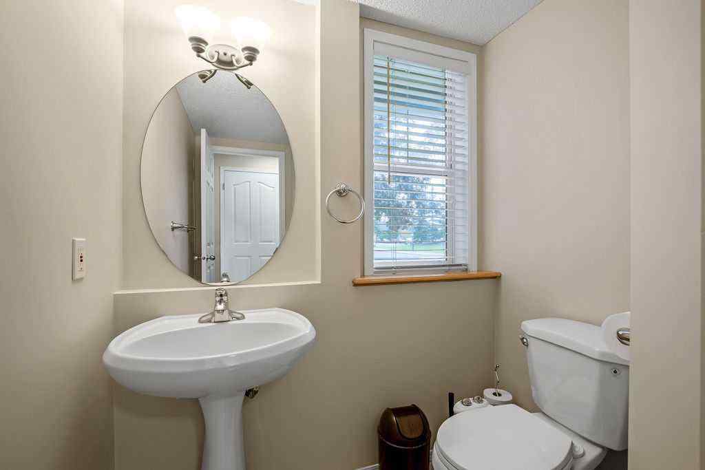 MLS® A2257695 - 500 Cougar Ridge Drive SW in Cougar Ridge Calgary, Residential