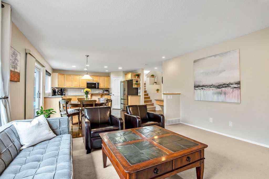 MLS® A2257695 - 500 Cougar Ridge Drive SW in Cougar Ridge Calgary, Residential
