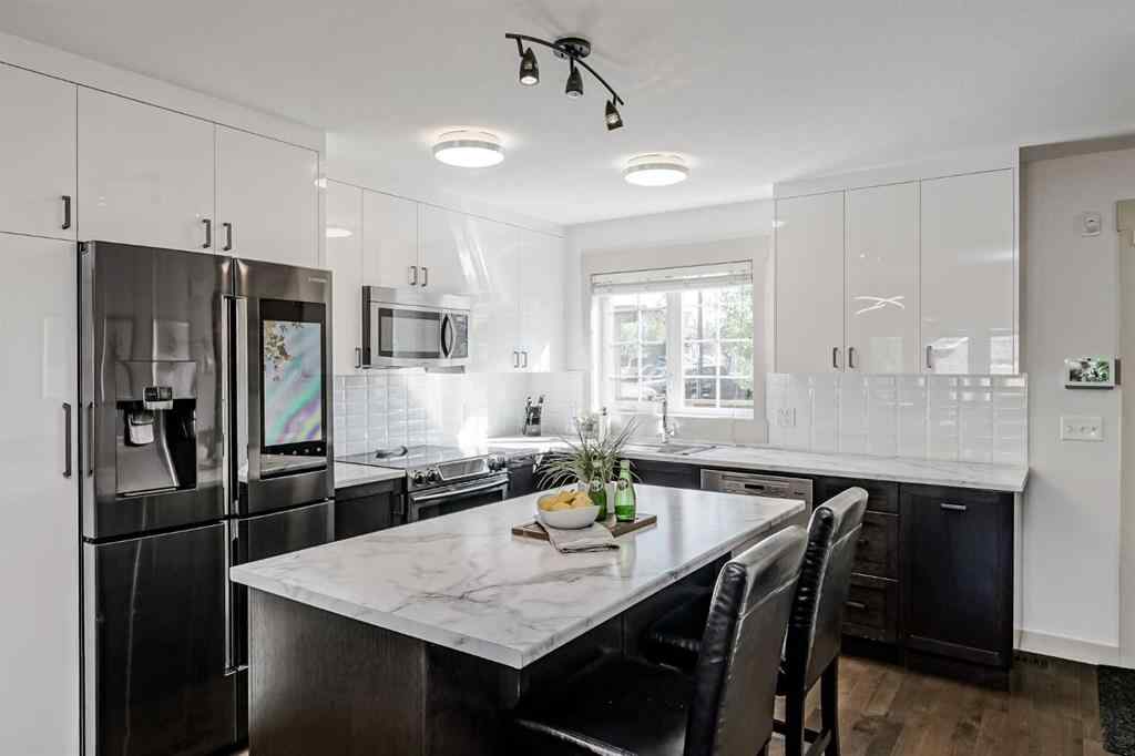 MLS® #A2257696 - 169 Rainbow Falls Manor  in Rainbow Falls Chestermere, Residential Open Houses