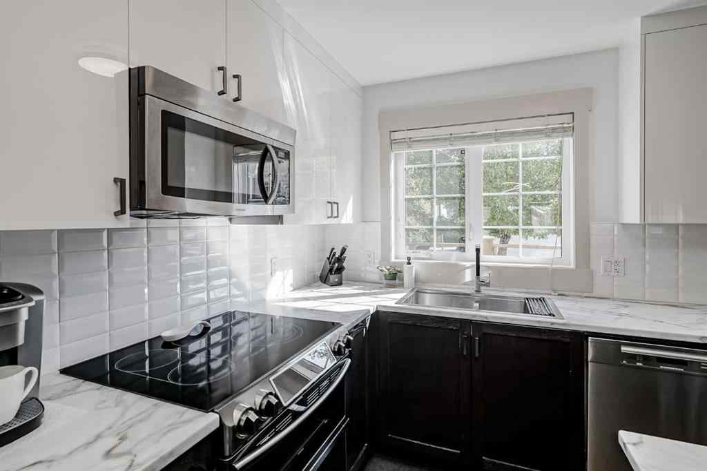 MLS® #A2257696 - 169 Rainbow Falls Manor  in Rainbow Falls Chestermere, Residential Open Houses