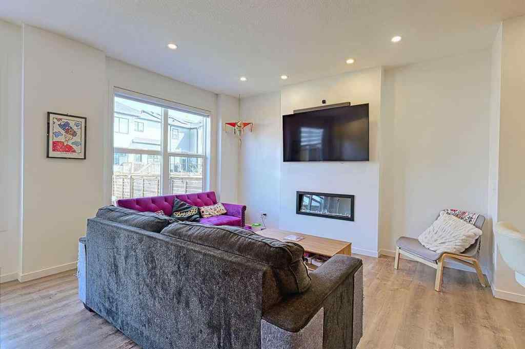 MLS® A2257699 - 146 Arbour Lake Rise NW in Arbour Lake Calgary, Residential