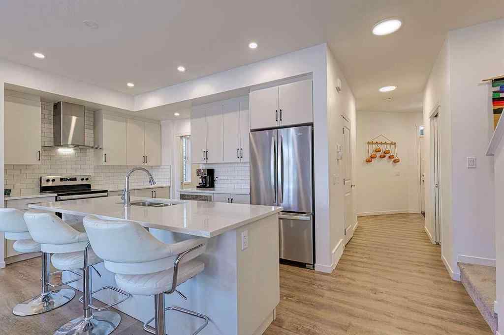 MLS® A2257699 - 146 Arbour Lake Rise NW in Arbour Lake Calgary, Residential
