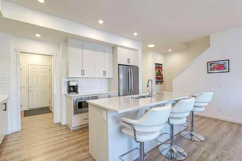 MLS® A2257699 - 146 Arbour Lake Rise NW in Arbour Lake Calgary, Residential