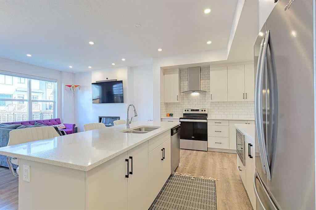MLS® A2257699 - 146 Arbour Lake Rise NW in Arbour Lake Calgary, Residential